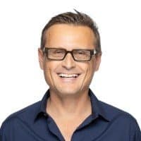 Simon Washington Headshot